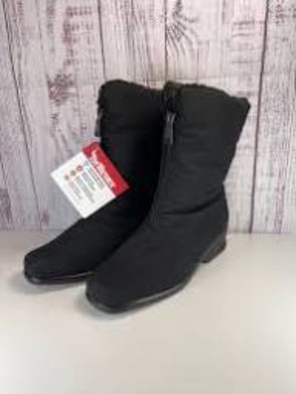 4-NWT TOE WARMERS MICHELLE
